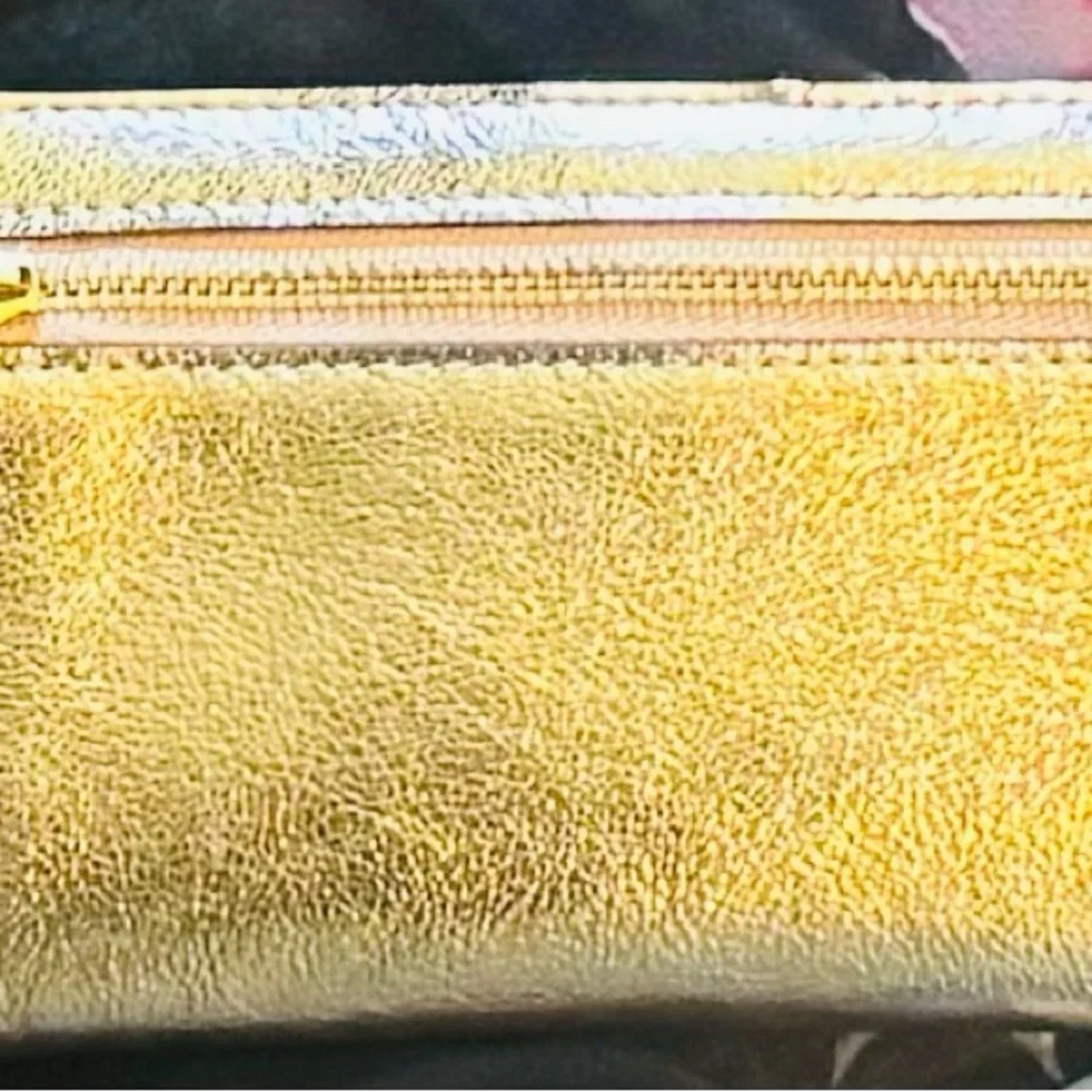 Kate Spade wallet - Picture 2 of 13